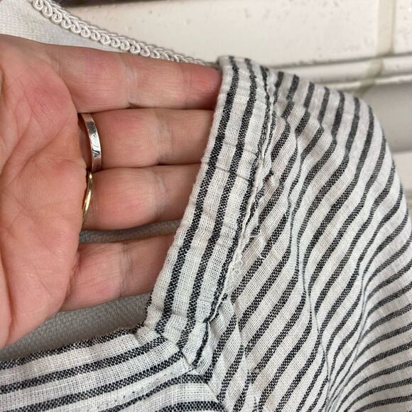 Liz Claiborne linen on or off shoulder blouse w/ tied 3/4 sleeves elastic neck - Picture 6 of 9